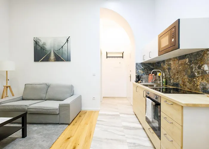 Top Apart Close To City Center